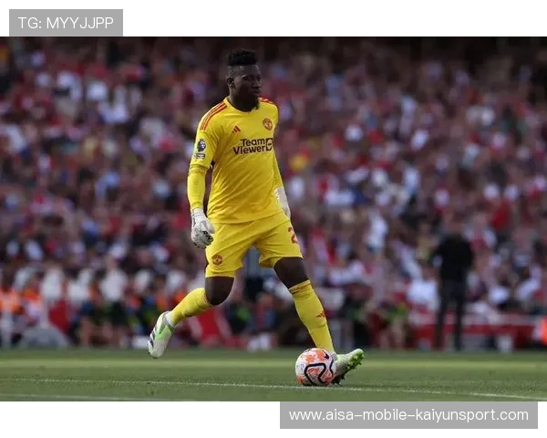 曼联新援迅速适应环境 首战即斩获首球展现实力 曼联新援迅速适应环境 首战即斩获首球展现实力