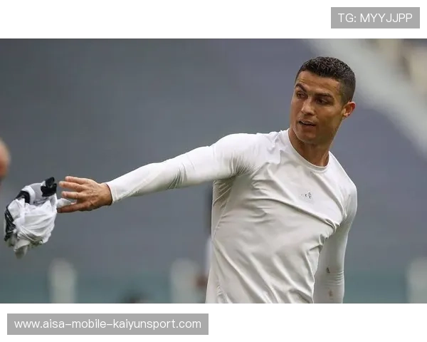 C罗永不服老:足球场上的不老传奇 C罗永不服老:足球场上的不老传奇