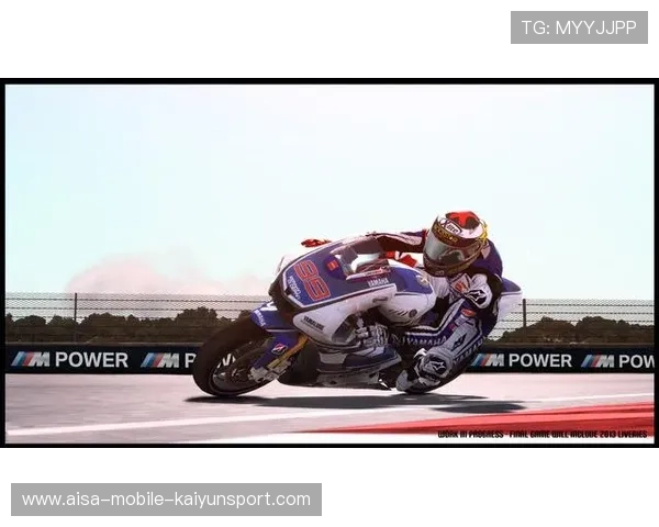 MotoGP极速倾斜过弯画面极具冲击力：速度、角度与光影的极致对话