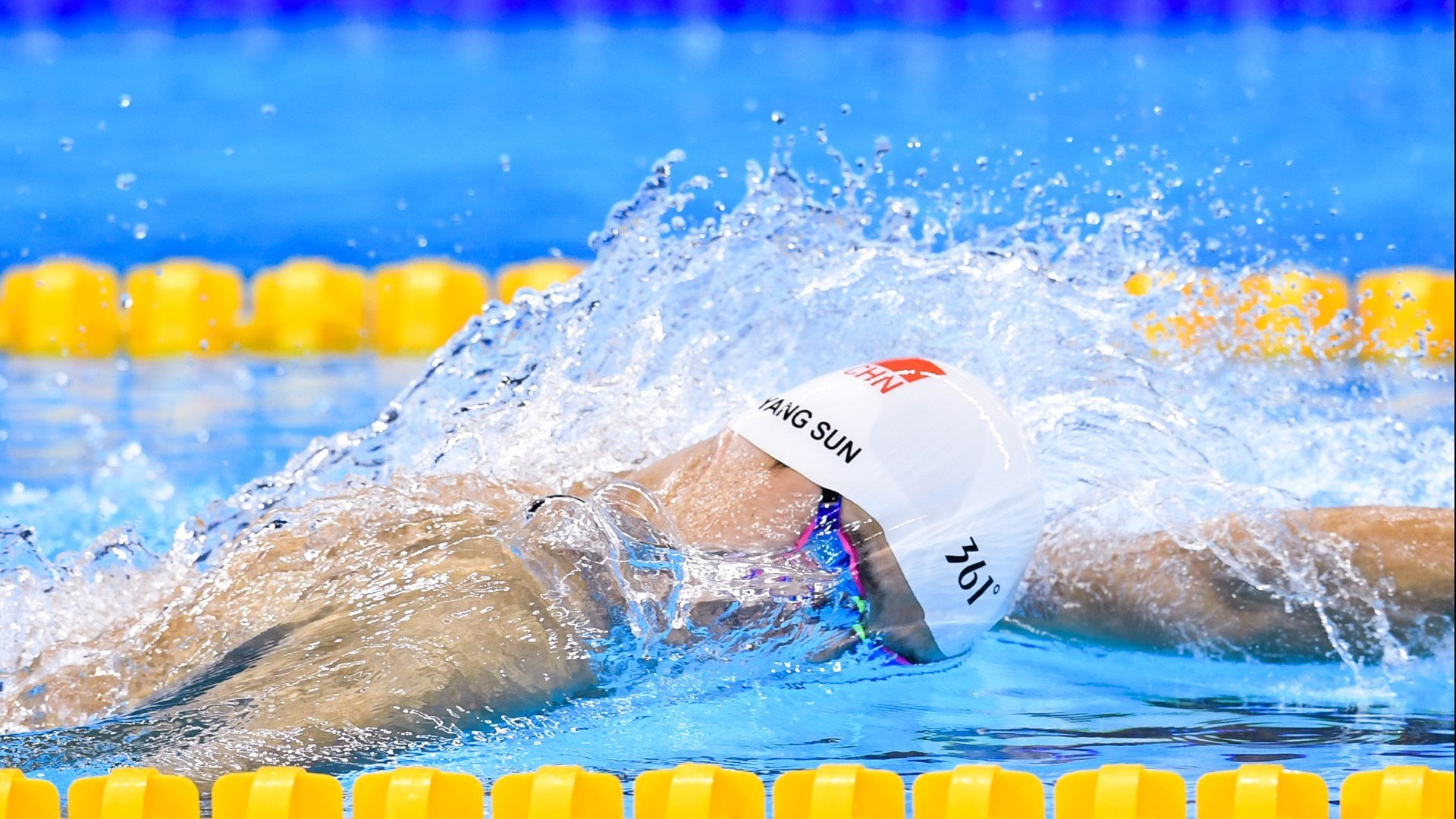 全国田径锦标赛女子3000米障碍赛,选手拼搏精神感动全场,全国田径冠军赛,3000米障碍赛